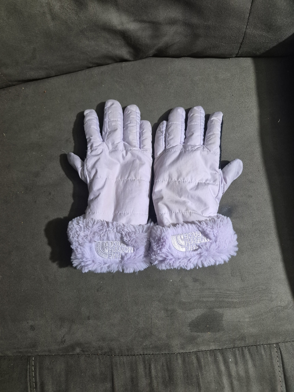 The North Face Kids Lavender Faux-Fur Cuff Mittens